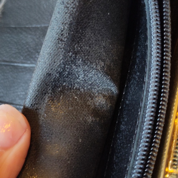 Yves Saint Laurent YSL black and gold wallet - Picture 10 of 12